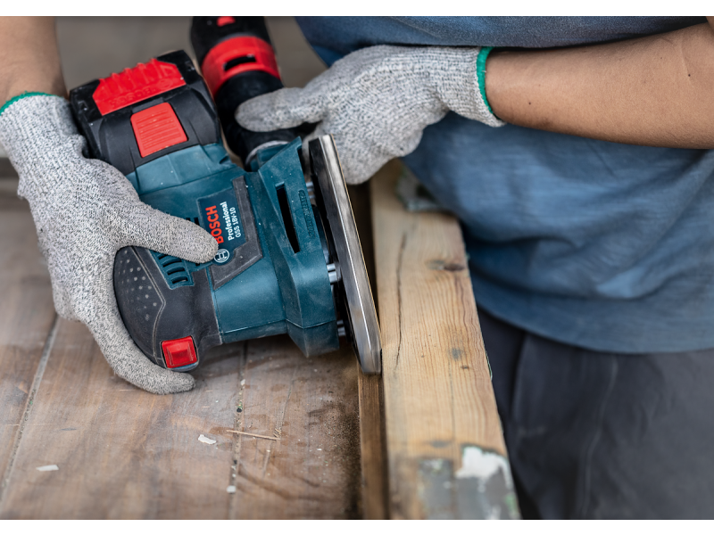 EXPERT C470 brusni papir s 14 luknjami za ekscentrične brusilnike, Dimenzije: 115x280mm, Zrnatost: 400, 2608900950